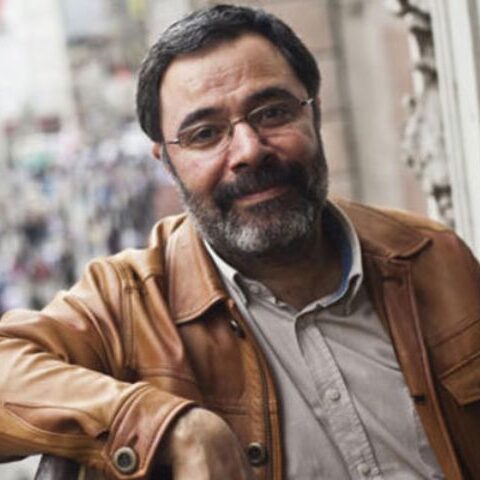 تصویر احمد اومیت، نویسنده